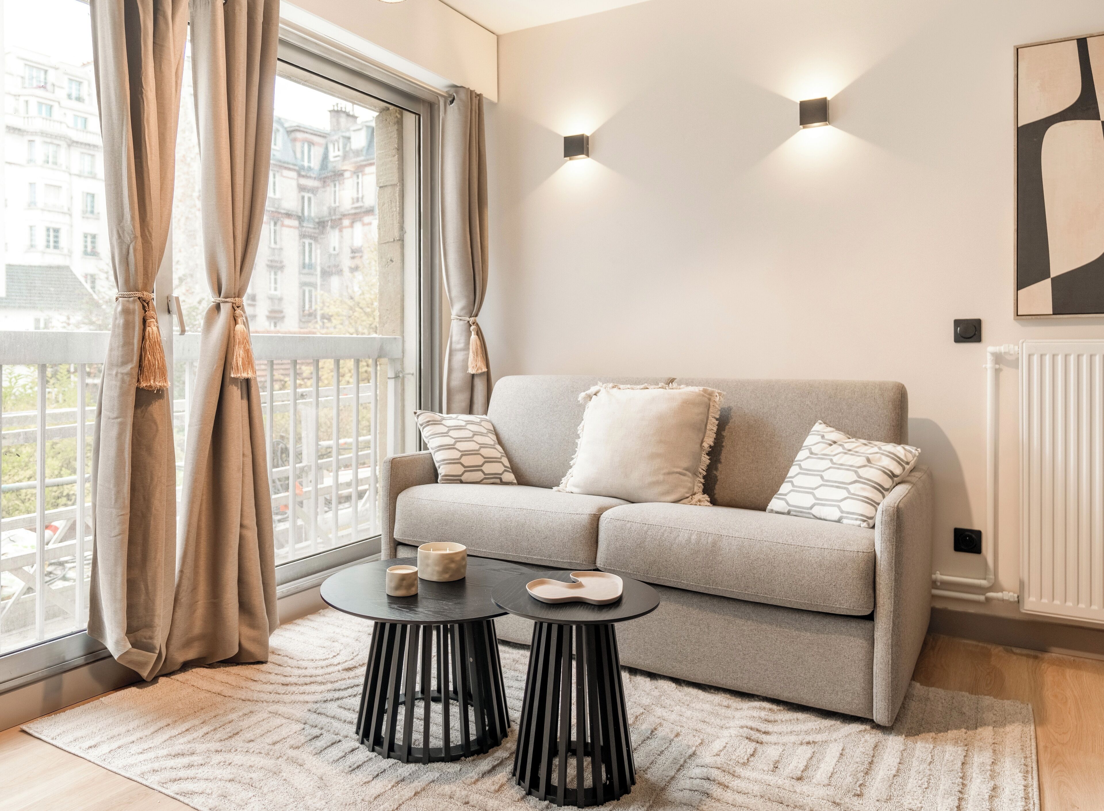 Apartment, City View | Living area