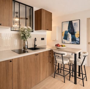 Apartment, City View | Living area - 1527 Bargue (Paris)