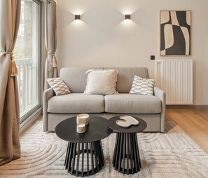 Apartment, City View | Living area - 1527 Bargue (Paris)