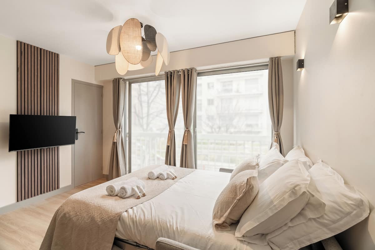 Apartment, City View