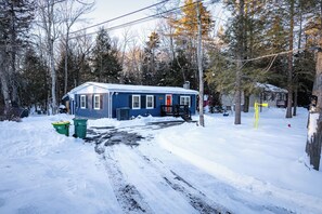 Exterior - Bear Trails Retreat•Games•Fire Pit•Near Kalahari•Pocono (Pocono Summit)