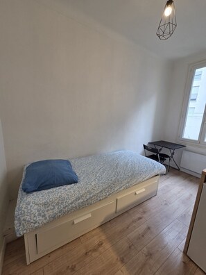 1 bedroom, WiFi, bed sheets - Studio Niçois Proche Mer (Nice)