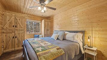 4 bedrooms, WiFi, bed sheets