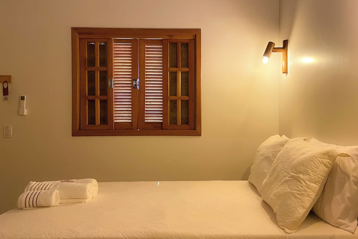 Comfort Τρίκλινο Δωμάτιο, Βεράντα, Θέα στην Πισίνα | Δωρεάν Wi-Fi