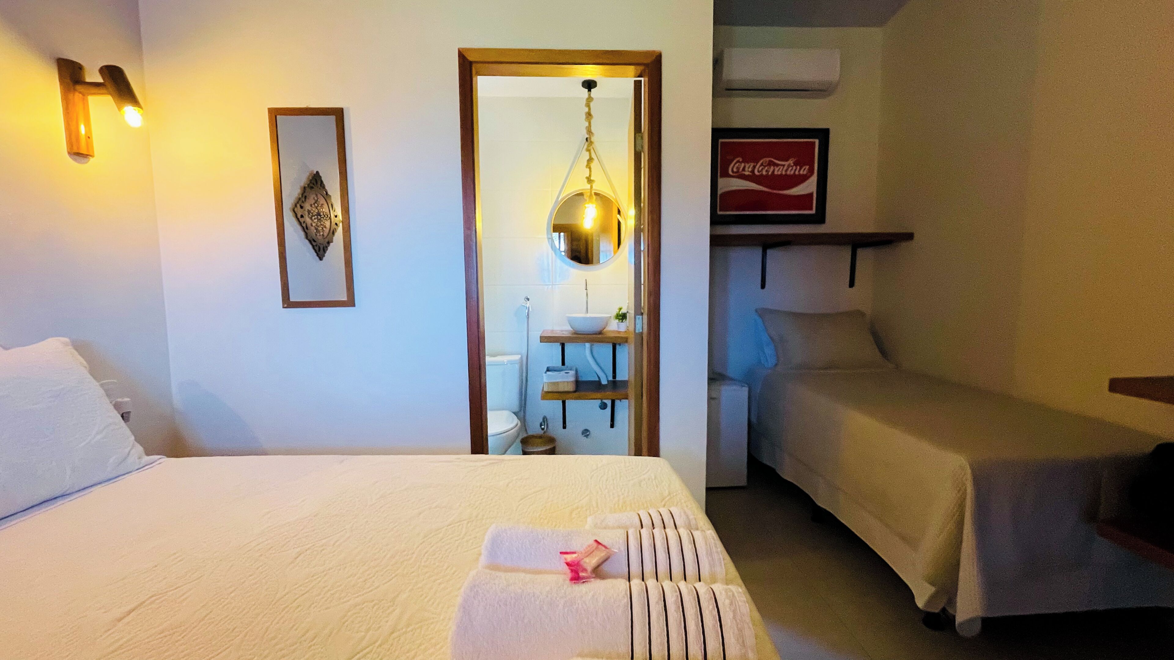 Comfort tweepersoonskamer, veranda, uitzicht op zwembad | Gratis wifi