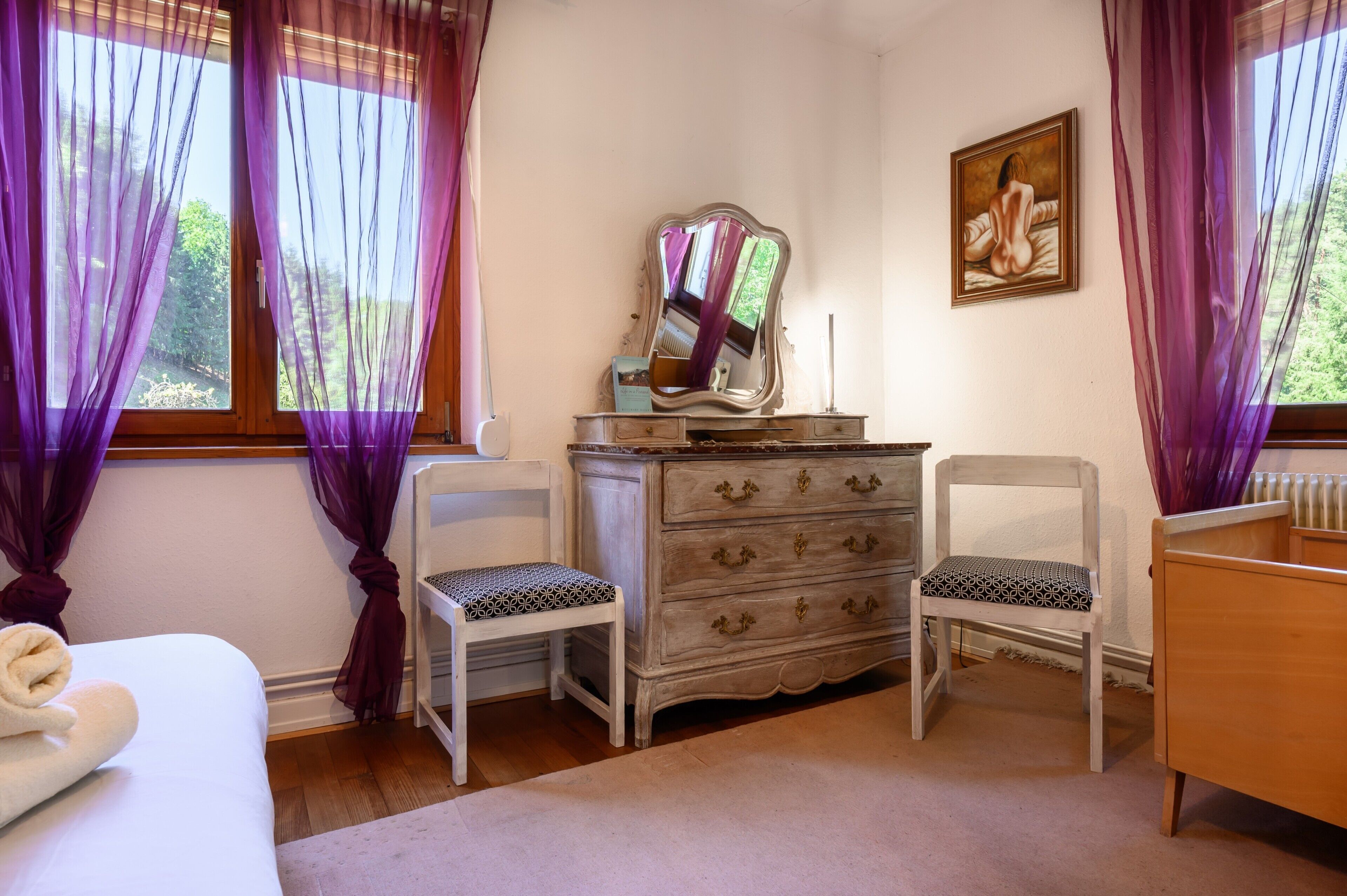 4 dormitorios, tabla de planchar con plancha, wifi y ropa de cama