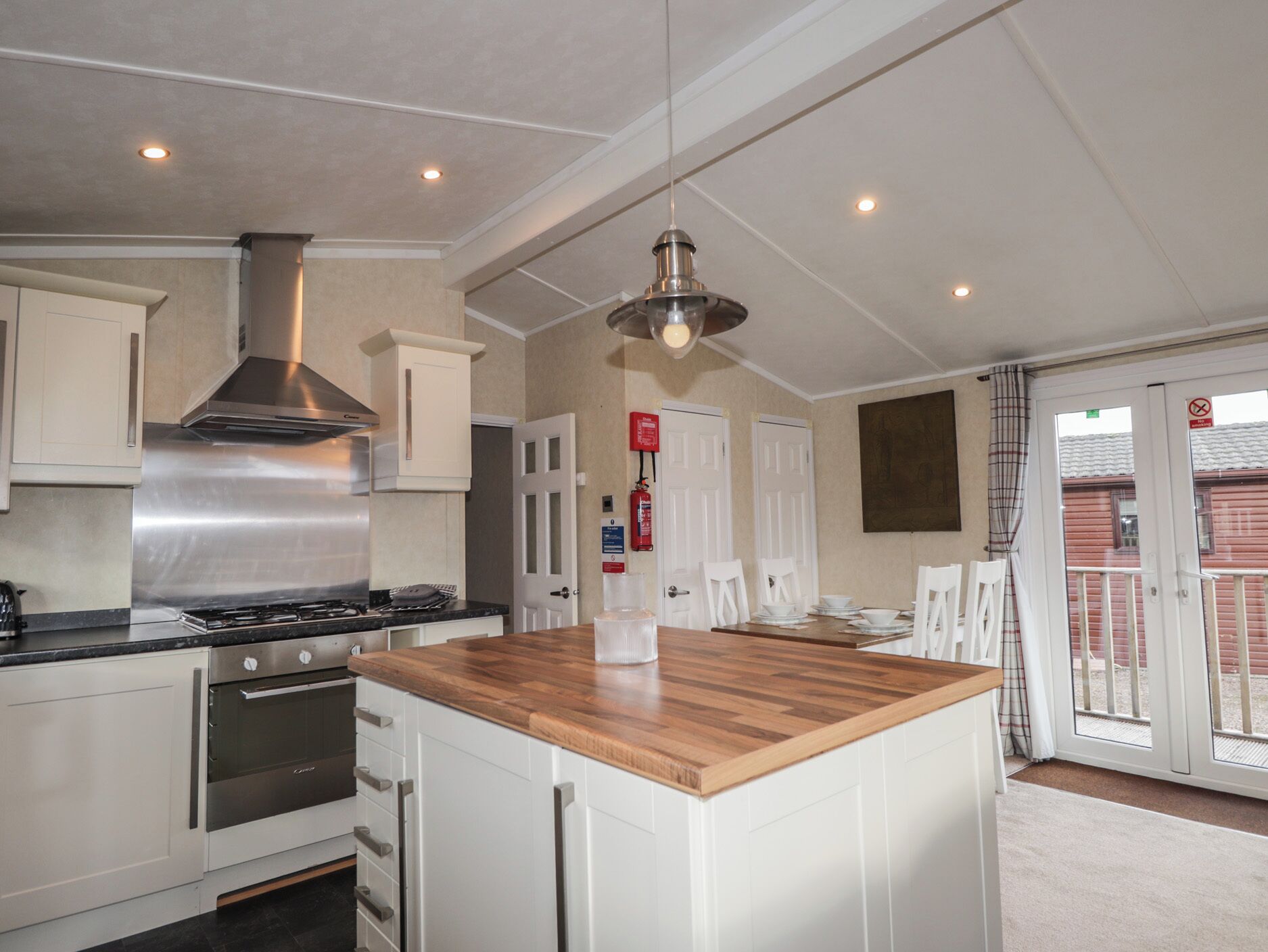 Dishwasher, cookware/dishes/utensils