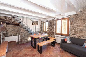 Interior - Dn art II Rustic (Blevio)