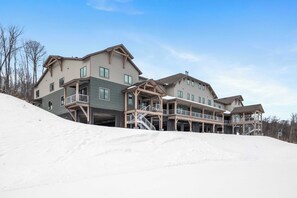 Exterior - Family Ski-In/Ski-Out at South Face Village (Ludlow)
