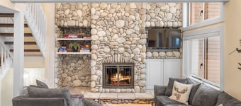 Okemo Family Haven | Hot Tub & Stunning Views