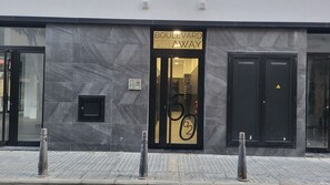 Exterior detail - Boulevard Getaway III (Las Palmas de Gran Canaria)