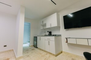 Deluxe Twin Room | In-room dining - Arena Apartahotel (Punta Cana)