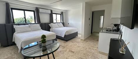 豪華雙床房 | 手提電腦工作空間、免費 Wi-Fi