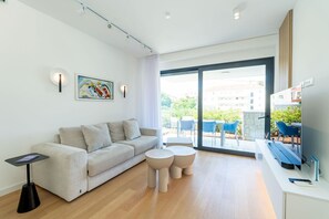 Living area - Modern 1-Bedroom Apartment for 4 with 2 Bathrooms – Dubrovnik (Dubrovnik)