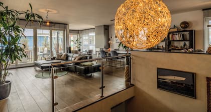 Nova Houseboat Deluxe + free bikes