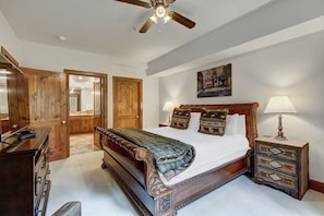 3 makuuhuonetta, silitysrauta/-lauta, Wi-Fi, vuodevaatteet