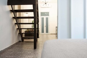 Free WiFi - Elokut Apartments by Stay with Bear (San Juan)