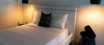 Elokut Apartments by Stay with Bear