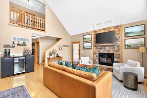 Smart TV, fireplace, table football