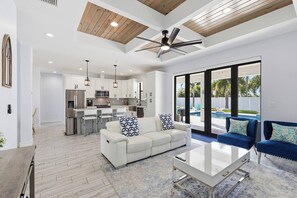 Exterior - 1720 SW 19th PL (Cape Coral)