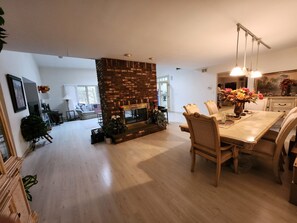Dining - 3 Bedroom Hot Tub, Huge, Rustic, Wooded, Quiet, Adventurers, Business, Groups. (Montgomery)