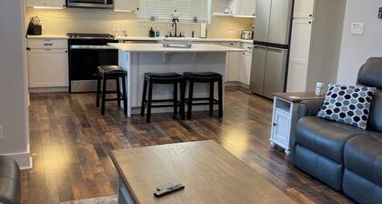 Cozy 3 bed 3 bath home with 2 living areas at Lake Sam Rayburn-water access