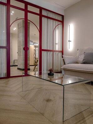 Interior - Fire tree - The suite (Badajoz)