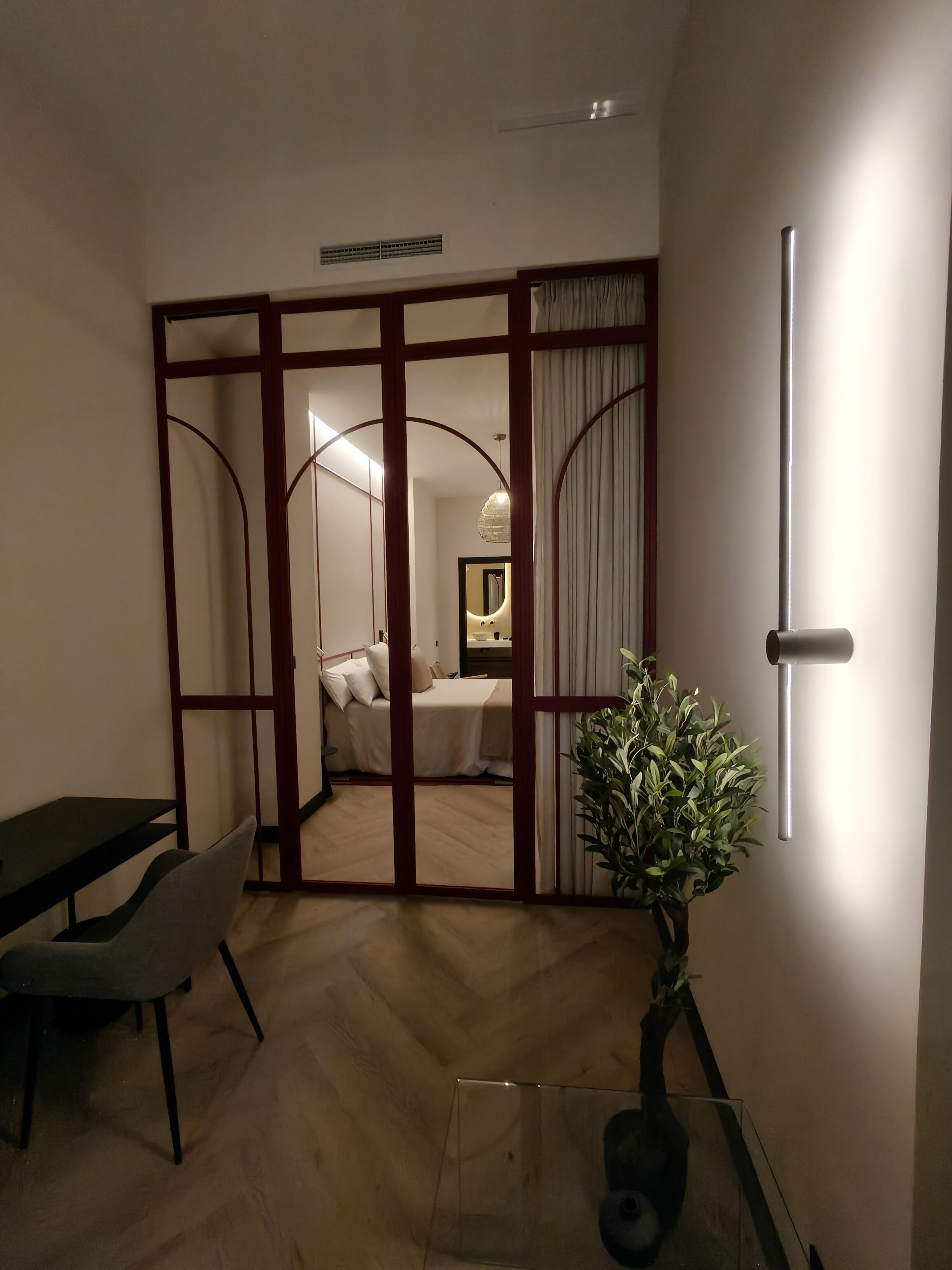 Iron/ironing board, travel crib, free WiFi, bed sheets