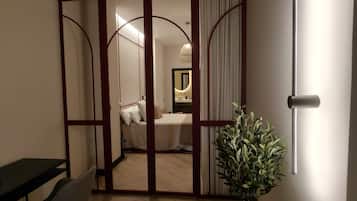Iron/ironing board, travel crib, free WiFi, bed sheets