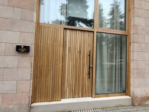 Exterior detail - Acebo - Views of Castelar Park (Badajoz)