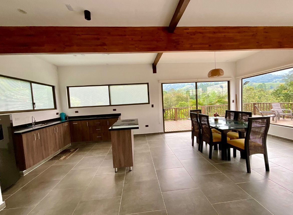 Cabin, Balcony, Mountain View | Private kitchen