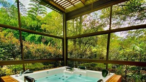 Massage đá nóng, dịch vụ massage 