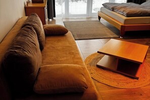 Bügeleisen/Bügelbrett, WLAN, Bettwäsche