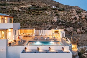 Pool - Eartha Horizon 3BR Villa Naxos - Private Pool Sunset View (Naxos)