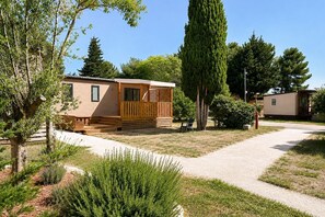 Exterior - Mobile Home '6 Personnes' with Shared Pool, Wi-Fi and Air Conditioning (Carry-le-Rouet)