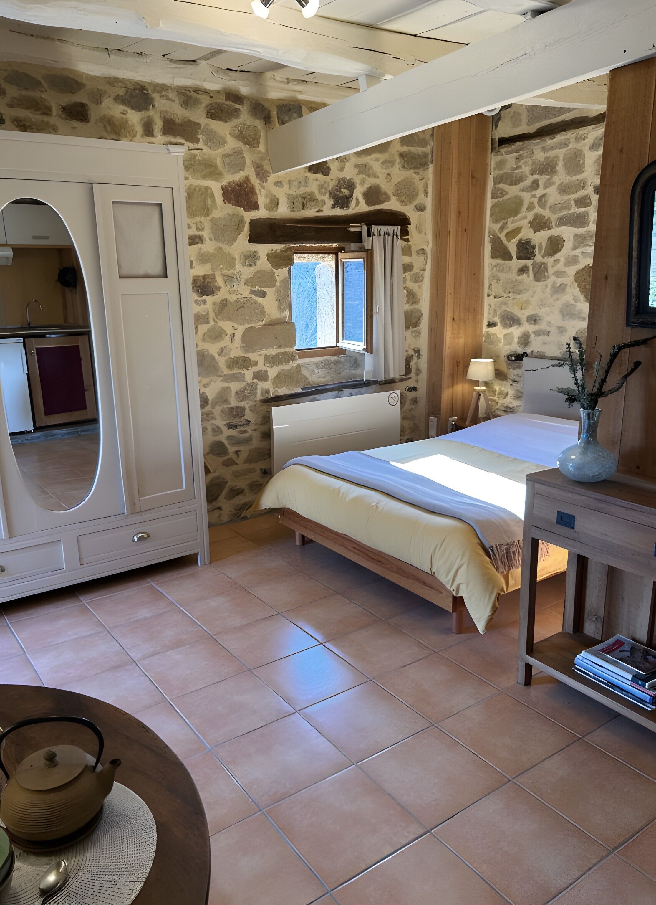 1 habitación, wifi y ropa de cama 