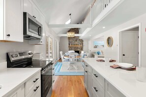 Fridge, microwave, oven, stovetop - Minutes from Beaches, Outdoor Shower, Fire Pit! (Eastham)