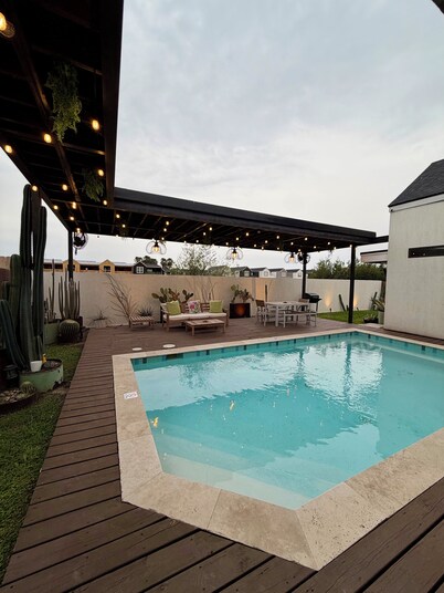 3bd Cactus House designed to relax in a gated McAllen community!