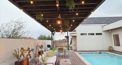 3bd Cactus House designed to relax in a gated McAllen community!