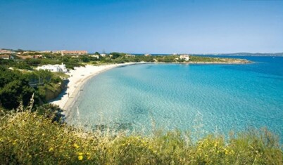 Beautiful apartment in the center of the town and 5 minutes from the sea