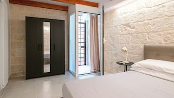 3 chambres, fer et planche Ă repasser, Wi-Fi gratuit, draps fournis