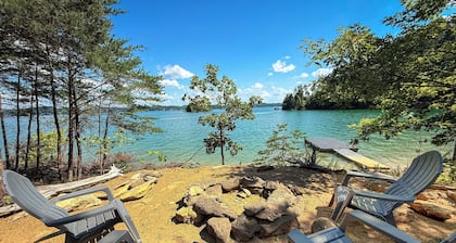 Mountain Lake Vista Retreat