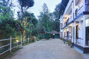 Property grounds - Royal Woods Coorg (Somvarpet)