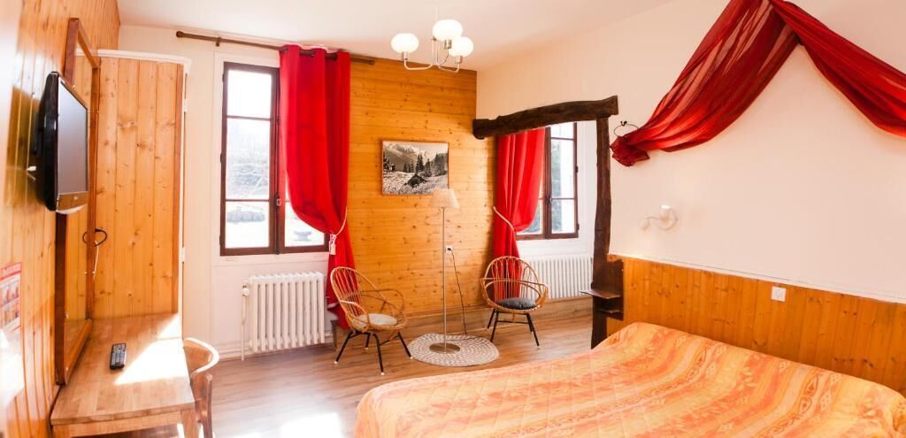 Wi-Fi gratuit, accès pour personnes à mobilité réduite