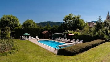 Außenpool (je nach Saison geöffnet)