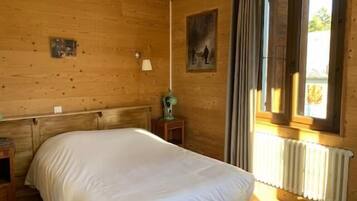 Standard Double Room | Free WiFi, wheelchair access