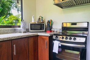 Microondas, horno y parrilla de estufa 