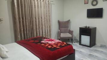 豪華雙人房 | 隔音、熨斗/熨衣板、免費無線上網