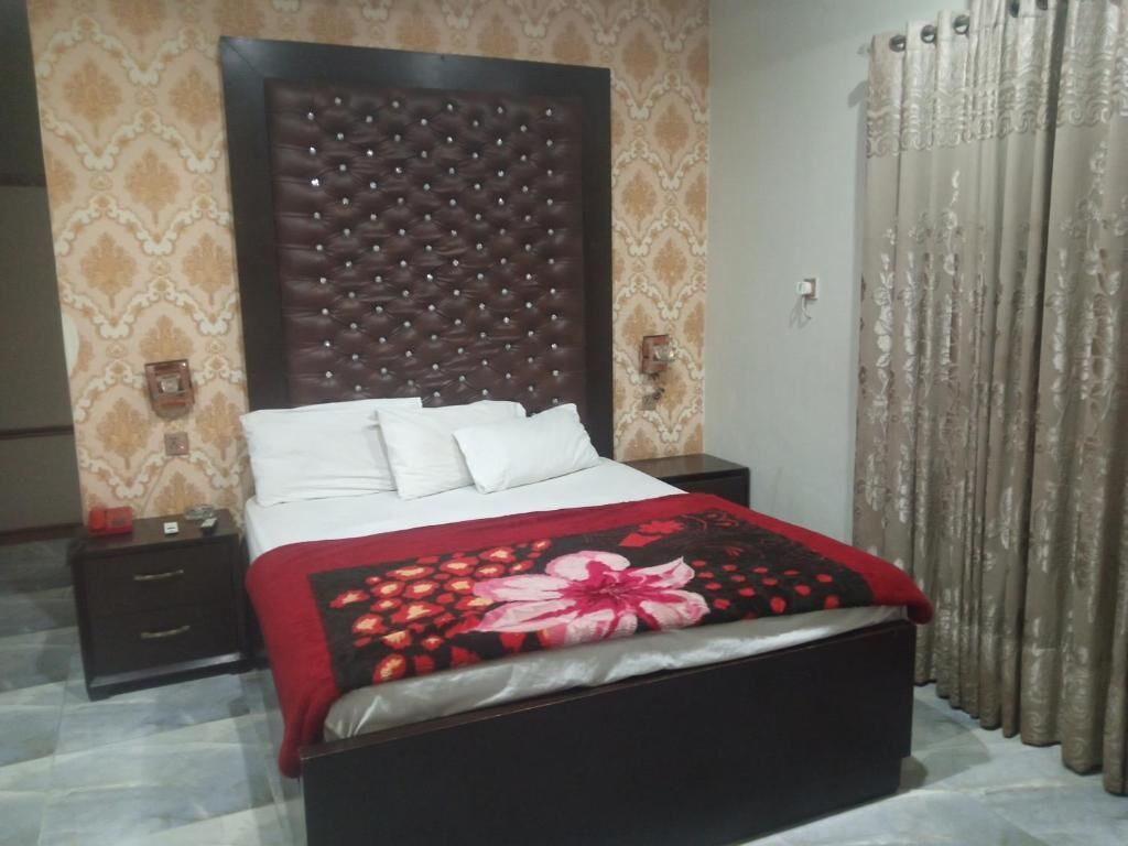 Deluxe Double Room | Soundproofing, iron/ironing board, free WiFi