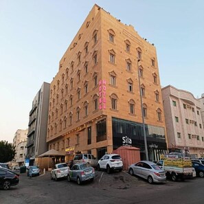 Exterior - iris life (Jeddah)